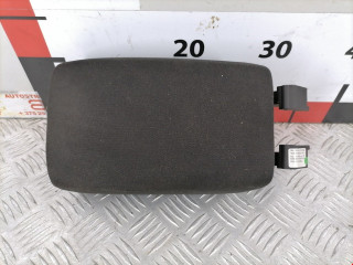 подлокотник Opel Astra J 2010, 1.7 л., МКПП, хетчбэк 5 дв., 13293407