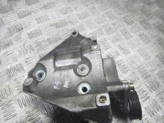 кронштейн компрессора кондиционера Volkswagen Passat B5 2001, 1.6 л., 06B260885A