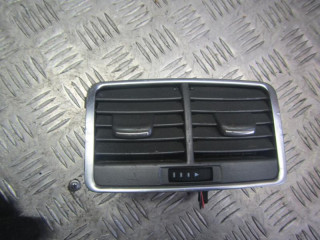 дефлектор обдува салона Audi A6 C5 [рестайлинг] 2004, 3.2 л., МКПП, седан, 4F0819203