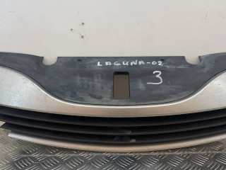 решетка радиатора Renault Laguna 2 поколение 2002, 820012581
