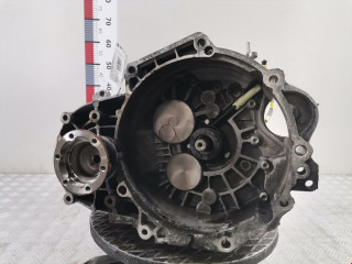 КПП механическая (МКПП) Audi Q3 8U 2014, 2.0 л., МКПП, внедорожник 5 дв., 02Q300048TX
