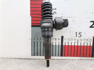 форсунка Volkswagen Golf 5 поколение 2006, 1.9 л., МКПП, хетчбэк 5 дв., 038130073AG