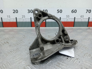 кронштейн полуоси Renault Megane 2 поколение 2003, 1.5 л., МКПП, хетчбэк 5 дв.
