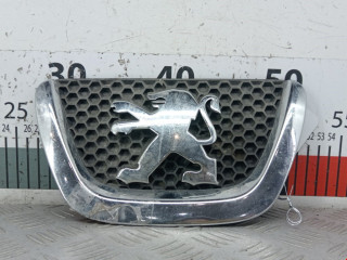 решетка радиатора Peugeot 307 1 поколение 2005