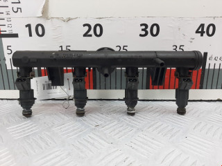 форсунка Volkswagen Lupo 6X 2002, 1.4 л., МКПП, хетчбэк 3 дв., 030906031J