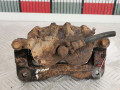 суппорт передний левый Subaru Forester 1 поколение (SF) 1998, 2.0 л., МКПП, универсал, 26291AC030 - фото №3
