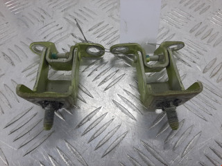 петля крышки багажника Citroen C3 Picasso 1 поколение 2011, 1.6 л., МКПП, минивэн, 8613E3