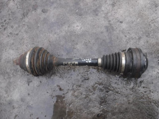 полуось передняя левая (приводной вал, ШРУС) Volkswagen Golf 5 поколение 2008, 2.0 л., МКПП, универсал, 1K0407271BN