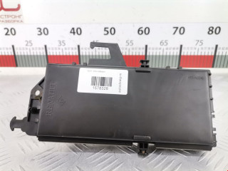 блок комфорта Renault Espace 4 поколение 2002, 3.0 л., АКПП, минивэн, 7701210015