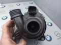 помпа BMW X5 E70 [рестайлинг] 2013, 3.0 л., N55 B30 A, бензин, 7632426 - фото №2