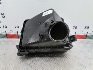 корпус воздушного фильтра Audi A4 B6 2003, 2.5 л., МКПП, универсал, 059133835A