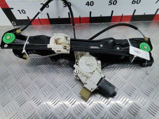 стеклоподъемник электрический передний правый BMW X1 E84 2010, 2.0 л., МКПП, внедорожник 5 дв., 51332990386