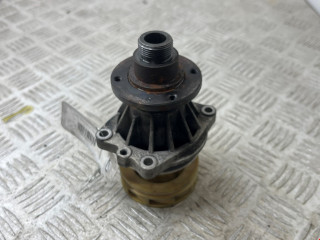 помпа Land Rover Range Rover 2 поколение 1999, 2.5 л., АКПП, внедорожник 5 дв., STC3342
