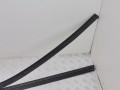 молдинг лобового стекла Volkswagen Golf 3 поколение 1997, 1.9 л., МКПП, хетчбэк 3 дв., 1H6853705B - фото №2
