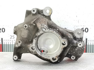 кулак поворотный левый BMW 7 серия E65/E66/E67 2002, 3.6 л., АКПП, седан