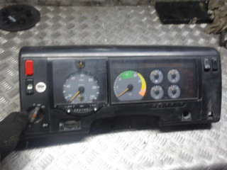 щиток приборов (приборная панель) Mercedes-Benz Vario W670 2004, A0015423601