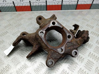 кулак задний правый Toyota Avensis 3 поколение (T270) 2011, 2.0 л., МКПП, универсал, 4230405141