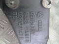 кронштейн ТНВД Volkswagen Passat B4 1994, 1.9 л., 028130147B - фото №3