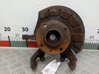 кулак поворотный левый Volkswagen Golf 3 поколение 1997, 1.6 л., МКПП, хетчбэк 5 дв., 357407255C