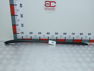 молдинг лобового стекла Ford Focus 3 поколение 2012, 1.6 л., МКПП, универсал, 1796561