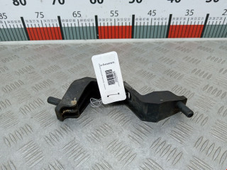 кронштейн радиатора Land Rover Freelander 2 поколение 2006, 2.2 л., МКПП, внедорожник 5 дв.