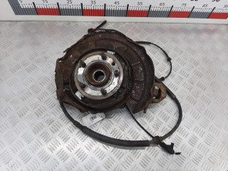 ступица задняя левая Land Rover Range Rover Sport 1 поколение 2006, 2.7 л., АКПП, внедорожник 5 дв.