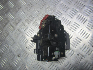 замок двери передней правой Audi A4 B5 [рестайлинг] 2001, 1.8 л., АКПП, универсал, 8E1837016C