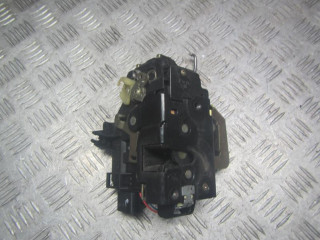 замок двери передней правой Audi A6 4A/C4 1997, 2.4 л., АКПП, универсал, 4B1837016B