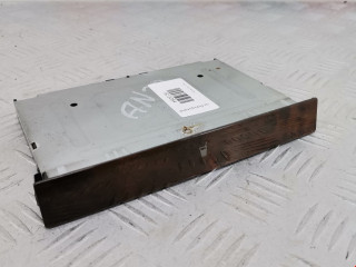 подстаканник Volkswagen 1999, 2.3 л., МКПП, универсал, 1J0858601