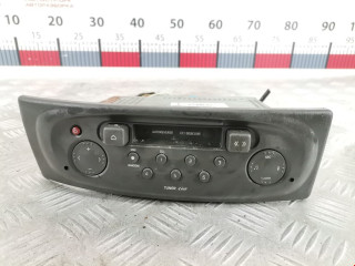 магнитола Renault Scenic 1 поколение [рестайлинг] 2000, 1.6 л., МКПП, минивэн, 8200152345