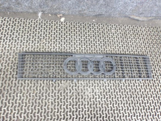 решетка радиатора Audi 80 B3 1987, 1.8 л., МКПП, седан, 893853655