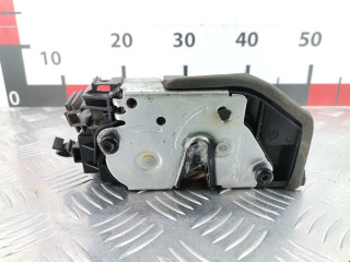 замок двери передней левой BMW X5 E70 2007, 3.0 л., АКПП, внедорожник 5 дв., 51217202145
