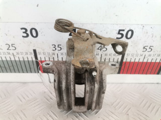 суппорт задний правый Audi A6 4B/C5 2000, 2.4 л., МКПП, седан, 8E0615424
