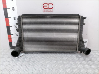 интеркулер Volkswagen Touran 1 поколение 2006, 1.9 л., МКПП, минивэн, 1K0145803CD