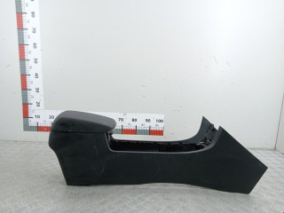подлокотник Mazda 3 BK [рестайлинг] BK 2006, 1.6 л., МКПП, хетчбэк 5 дв., BP4K64450A02