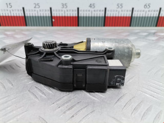 двигатель электролюка Kia Sorento 1 поколение 2004, 2.5 л., МКПП, внедорожник 5 дв., 044213092