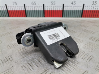 замок багажника Skoda Fabia 2 поколение (5J) 2009, 1.2 л., МКПП, хетчбэк 5 дв., 5J0827501D