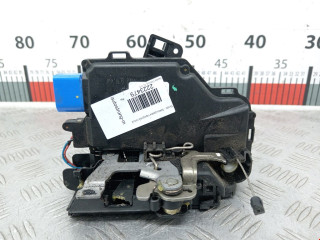 замок двери передней левой Skoda Octavia 2 поколение (A5) 2007, 2.0 л., МКПП, хетчбэк 5 дв., 3D2837015K