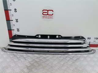 решетка радиатора Mini Hatch 2 поколение (R56) 2007, 1.6 л., МКПП, хетчбэк 3 дв., 51112751291