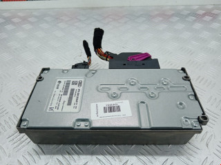 усилитель музыкальный Audi A5 8T 2010, 2.0 л., МКПП, купе, 8T0035223AP