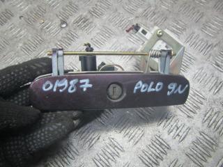 ручка крышки багажника Volkswagen Polo 4 поколение 2004, 1.2 л., МКПП, хетчбэк 5 дв., 6Q0962103A, 6Q6827297F