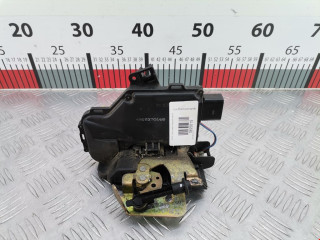 замок двери передней правой Audi A6 4B/C5 2000, 2.5 л., АКПП, универсал, 4B1837016G