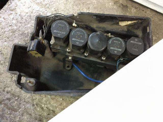 блок клапанов пневмоподвески Land Rover Range Rover 2 поколение 1998, E311660030, 2273474, 2273687