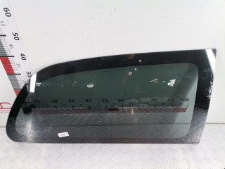 стекло кузовное боковое правое Chrysler Voyager 3 поколение 2000, 3.3 л., АКПП, минивэн, 04717626
