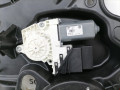 стеклоподъемник электрический задний левый Volkswagen Golf 6 поколение 2010, 1.6 л., МКПП, хетчбэк 5 дв., 5K4839461 - фото №3