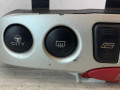 кнопка аварийной сигнализации Fiat Punto 2 поколение 2001, 1.2 л., бензин, МКПП, хетчбэк 5 дв. - фото №2