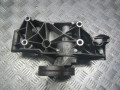 кронштейн генератора Volkswagen Golf 3 поколение 2000, 1.6 л., 032145169Q - фото №3