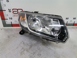 фара правая Renault Logan 2 поколение 2014, 0.9 л., МКПП, универсал, 260107737R