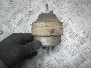 подушка крепления двигателя Volkswagen Passat B5 2000, 1.8 л.