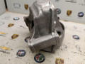 подушка крепления двигателя Porsche 2023, 2.0 л., бензин, АКПП, 8R0199381 - фото №2